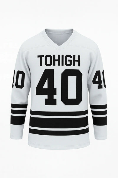 TOHIGH Trikot Vorderseite – Premium Design Shirt in Weiß mit schwarzem TOHIGH Logo